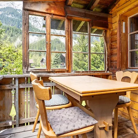 Lovely & Great Equipped Wooden Alp Flat * Kandersteg